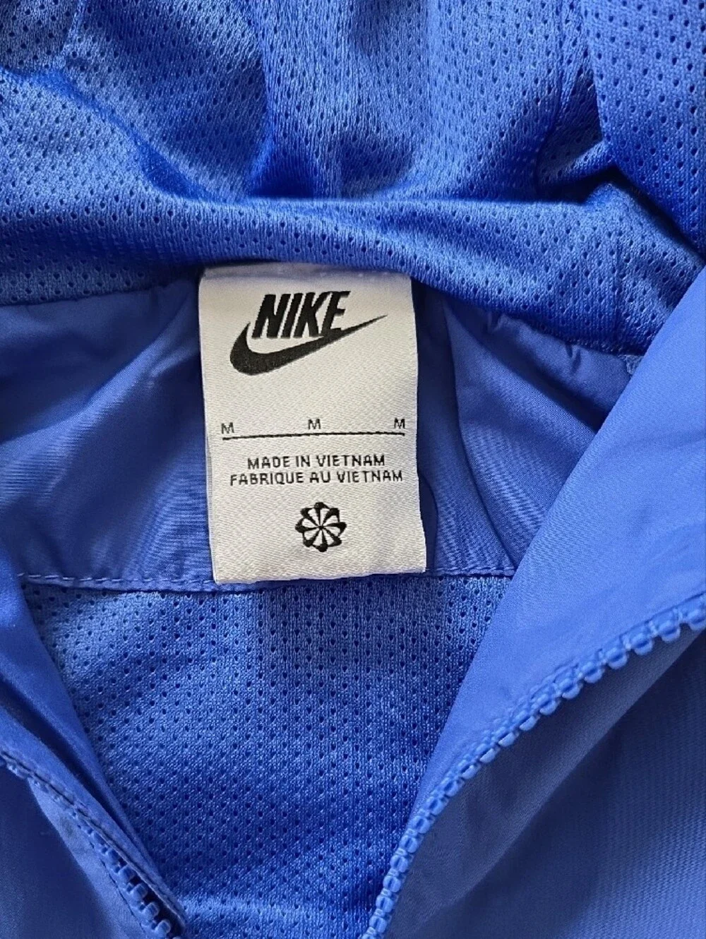 Nike Kids Hooded Windbreaker Jacket in Royal Blue and Gray